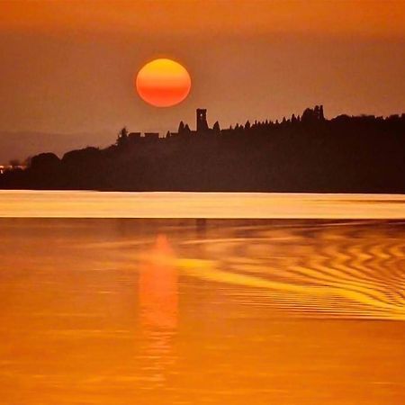 Gorgeous Stacaravan In Tuoro Sul Trasimeno Villa Exterior photo